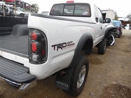 2003 Toyota Tacoma White Extended Cab 3.4L AT 4WD #Z22825
